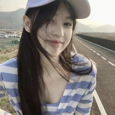 搭秋千的人